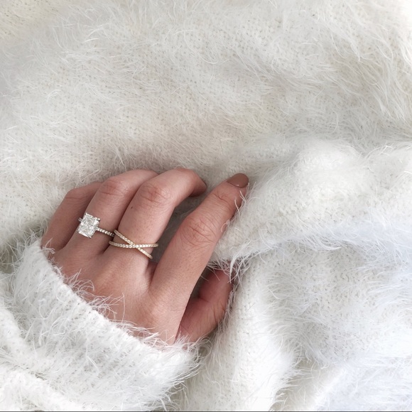 Jewelry - Pave X Ring